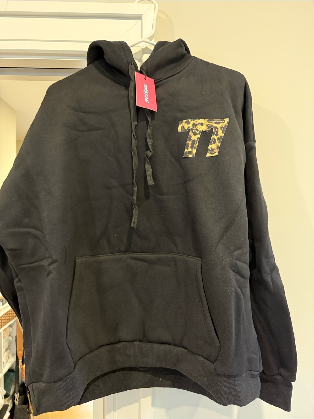 Edikted Black Hoodie Leopard 77